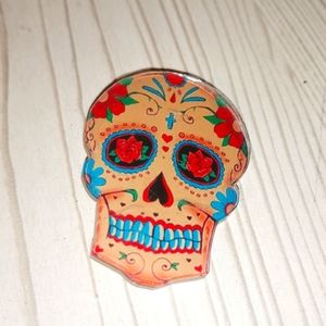 Skull Pin
